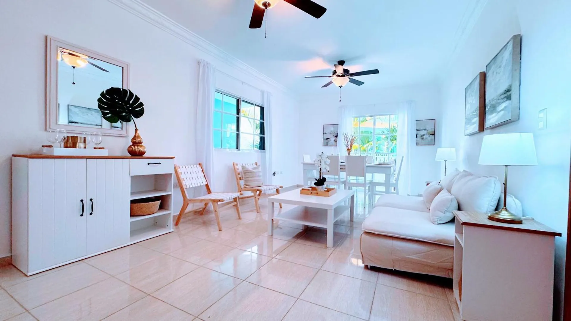 Apartment Walk To Beach, Shops, Dining, Pool View, Fast Wifi Punta Cana